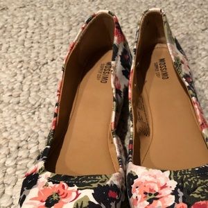 Floral flats! REDUCED PRICE